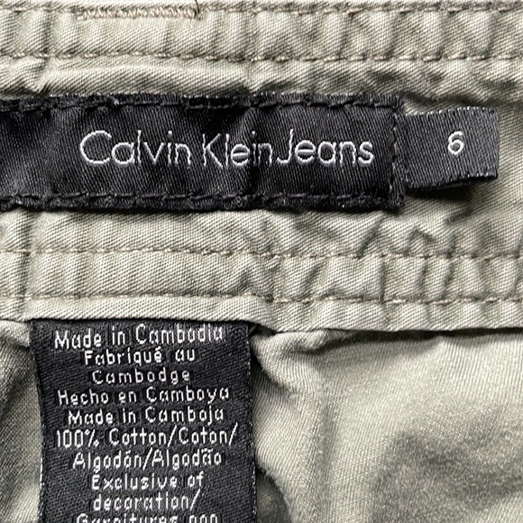 Calvin Klein cropped pants - Picture 4 of 4
